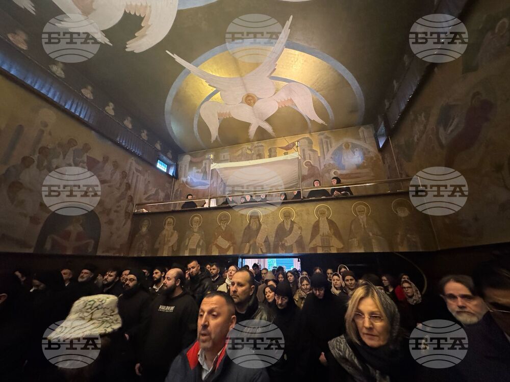 Патриарх Даниил отслужи заупокойна молитва за Задушница в православния манастир "Свети Йоан Кръстител" в Есекс, Великобритания