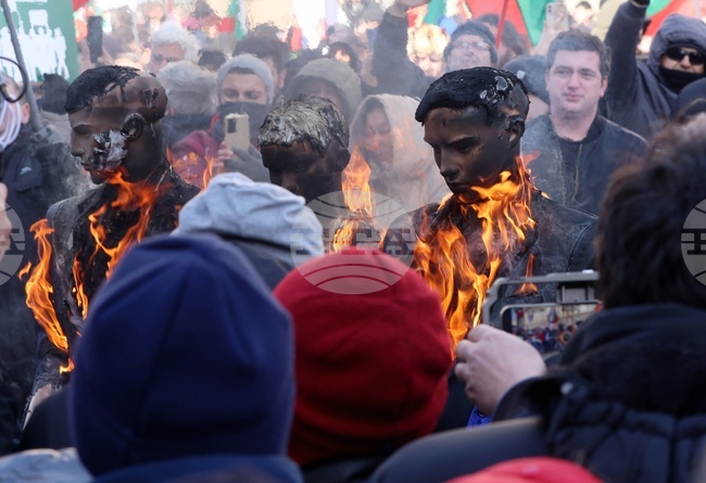 Софийската градска прокуратура предлага административно наказание за обвиняем за опетняване на знамето на ЕС в София през февруари