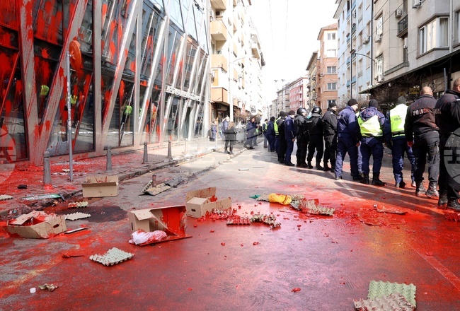 European Commission President Condemns Vandalism of European Commission Office in Sofia