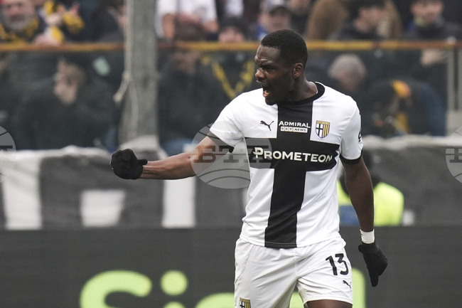 Интер e близо до подписа на нападателя на Парма Бони