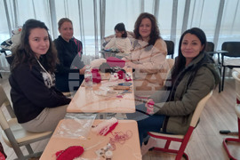 Турция - Истанбул - Българско неделно училище „Св. св. Кирил и Методий“ - мартеници