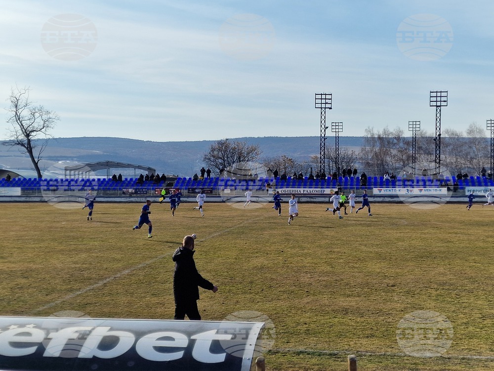 Това е една от най-важните ни победи, коментира треньорът на Струмска слава (Радомир) Стефан Гошев след мача с Етър