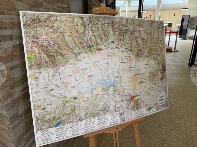 Фотоизложба в Казанлък представя древнотракийските скални съоръжения и светилища в региона