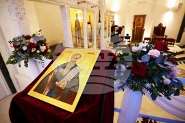 Великобритания - храм „Свети Йоан Рилски” - патриарх Даниил - Възкресна вечерня