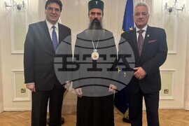 Великобритания - храм „Свети Йоан Рилски” - патриарх Даниил - Възкресна вечерня