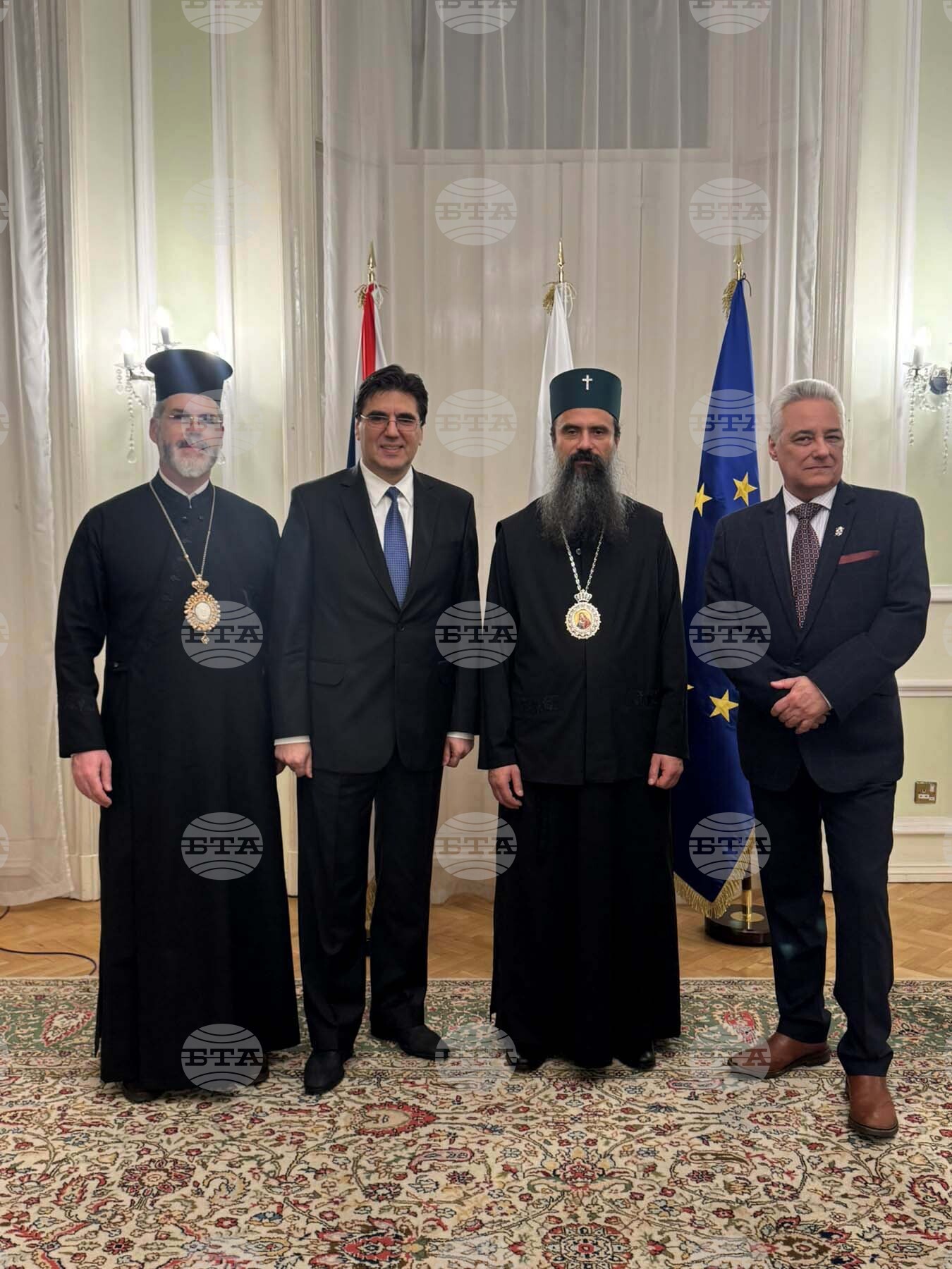 Великобритания - храм „Свети Йоан Рилски” - патриарх Даниил - Възкресна вечерня