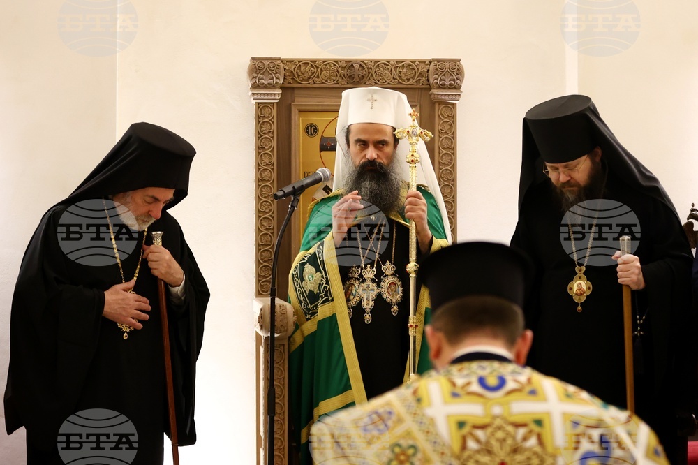 Великобритания - храм „Свети Йоан Рилски” - патриарх Даниил - Възкресна вечерня