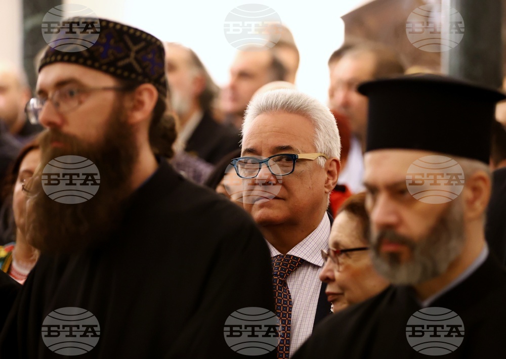 Великобритания - храм „Свети Йоан Рилски” - патриарх Даниил - Възкресна вечерня