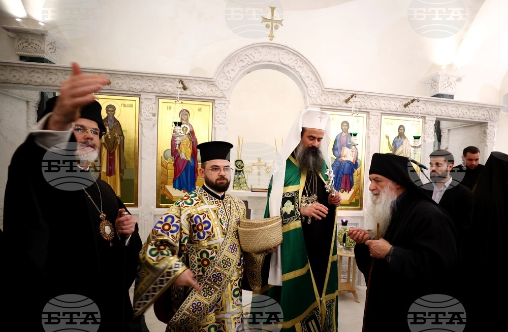 Великобритания - храм „Свети Йоан Рилски” - патриарх Даниил - Възкресна вечерня
