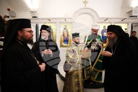 Великобритания - храм „Свети Йоан Рилски” - патриарх Даниил - Възкресна вечерня