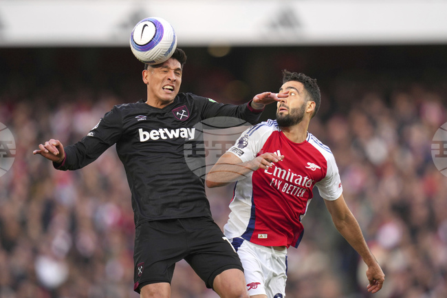 Челси иска да привлече полузащитника на Уест Хям Алварес