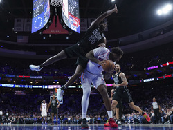 Nets 76ers Basketball