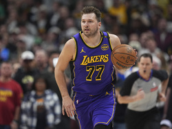 Lakers Nuggets Basketball