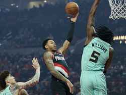 Hornets Trail Blazers Basketball