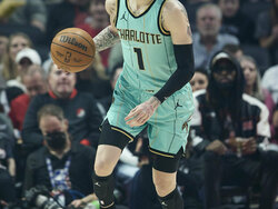 Hornets Trail Blazers Basketball