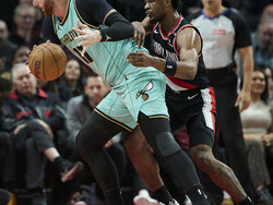 Hornets Trail Blazers Basketball