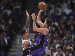 Lakers Nuggets Basketball