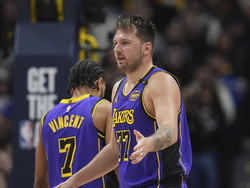 Lakers Nuggets Basketball