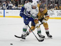 Canucks Golden Knights Hockey