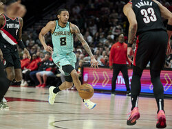 Hornets Trail Blazers Basketball