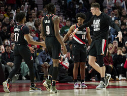 Hornets Trail Blazers Basketball