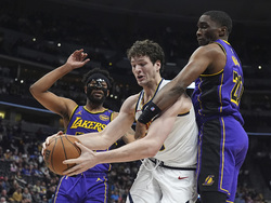 Lakers Nuggets Basketball