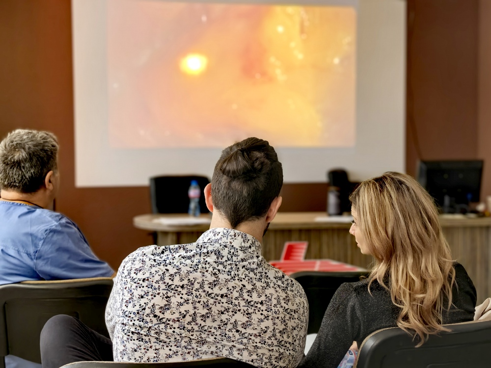 Общо 30 млади лекари от цяла България са преминали специалното обучение в практическия курс по хирургия "hands on" 