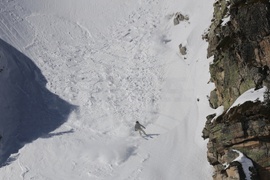 Рила планина - скиор - лавина