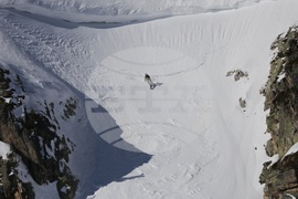 Рила планина - скиор - лавина