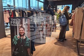 Нидерландия - Утрехт - магазин без пари - инициатива Free Fashion