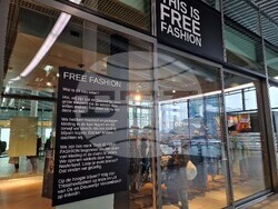 Нидерландия - Утрехт - магазин без пари - инициатива Free Fashion