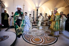 Великобритания - храм „Свети Йоан Рилски” - патриарх Даниил - света Божествена литургия