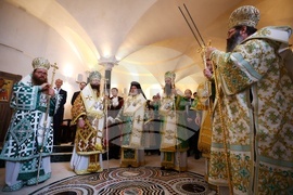 Великобритания - храм „Свети Йоан Рилски” - патриарх Даниил - света Божествена литургия