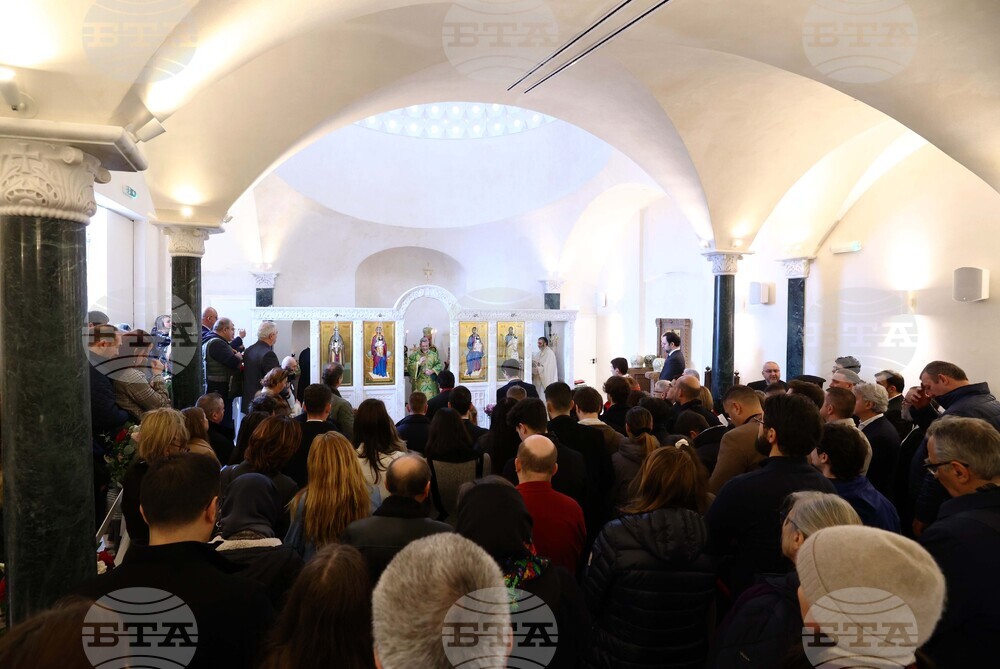 Великобритания - храм „Свети Йоан Рилски” - патриарх Даниил - света Божествена литургия