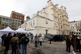 Великобритания - храм „Свети Йоан Рилски” - света Божествена литургия