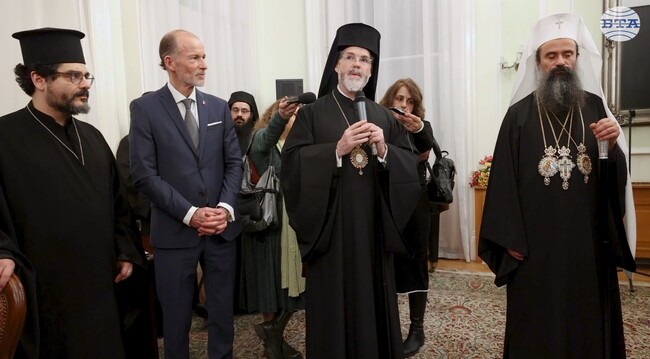 Новият български храм "Св. Йоан Рилски" в Лондон е духовен бисер, който ще бъде за насърчение във вярата, каза митрополит Антоний