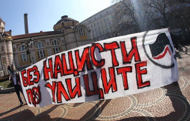 Кирил Добрев: България има нужда от смислени решения, а не от вандалщина и агресия