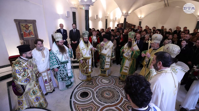 Патриарх Даниил освещава новия български храм „Свети Йоан Рилски“ в Лондон