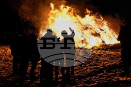 Село Лозен - месни заговезни - огън