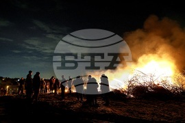 Село Лозен - месни заговезни - огън