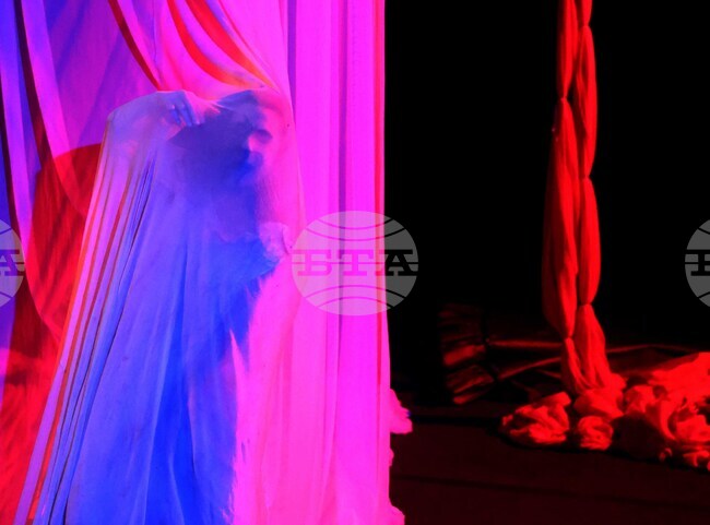 Международен театрален фестивал за монодрама „Към звездите“ - спектакъл - „Кървава сватба”