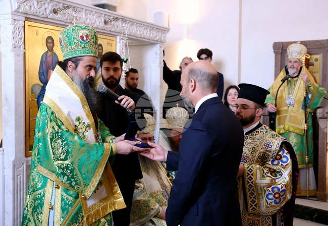 Donors Honored at Consecration of New Bulgarian Church in London