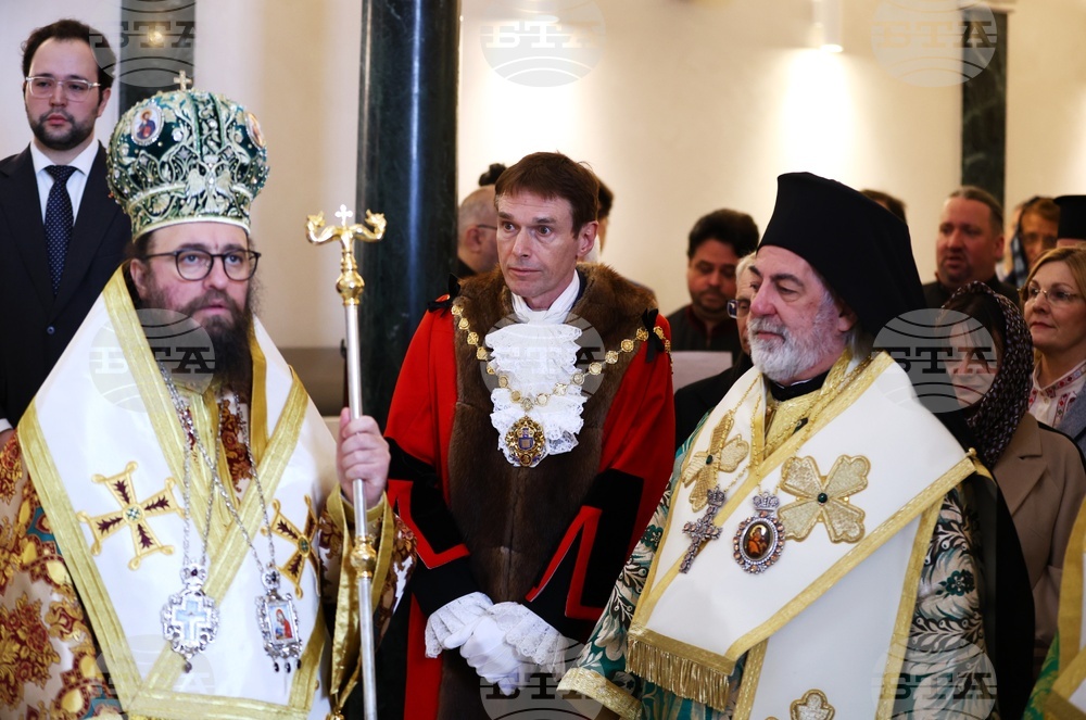Великобритания - храм „Свети Йоан Рилски” - патриарх Даниил - света Божествена литургия