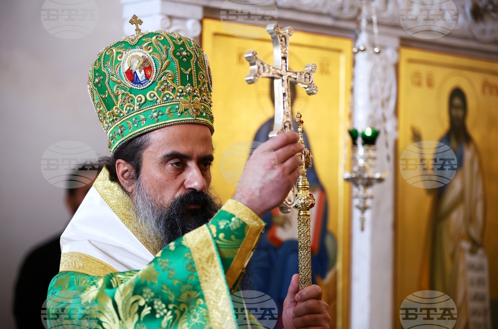 Великобритания - храм „Свети Йоан Рилски” - патриарх Даниил - света Божествена литургия