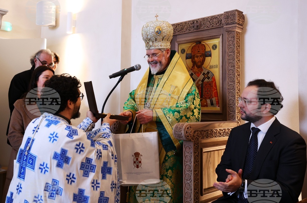 Великобритания - храм „Свети Йоан Рилски” - патриарх Даниил - света Божествена литургия