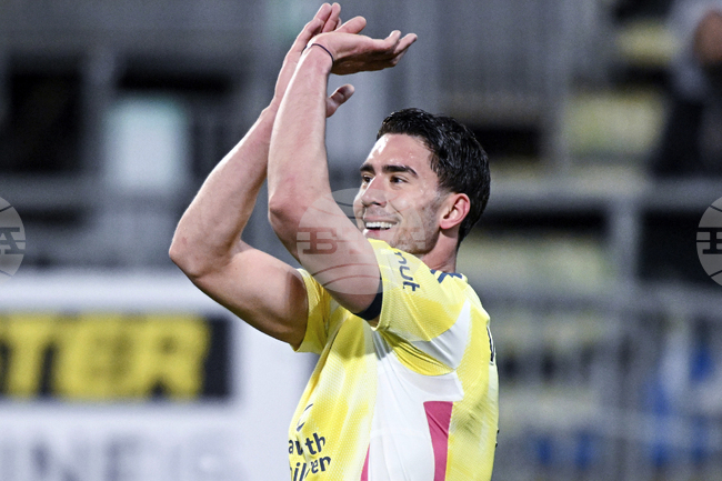 Фенербахче иска да купи Душан Влахович