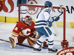Sharks Flames Hockey