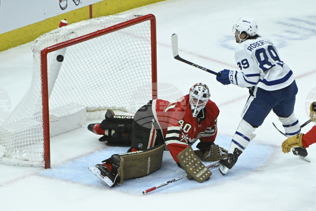 Торонто победи Чикаго като гост и оглави класирането в Атлантическата дивизия на НХЛ