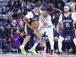 Spurs Pelicans Basketball