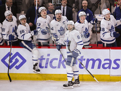 Maple Leafs Blackhawks Hockey